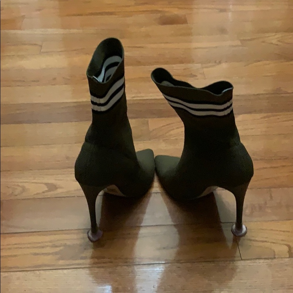 Women’s Booties - Picture 3 of 5